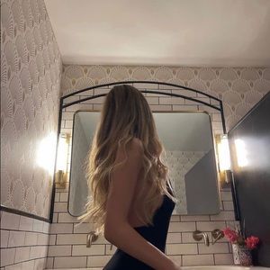 Meet your Posher, Ella